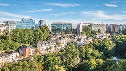 Hitta billiga flyg till Luxemburg