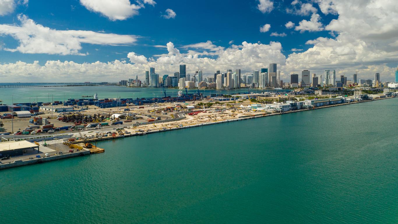 Hyrbil i Port of Miami (Miami)