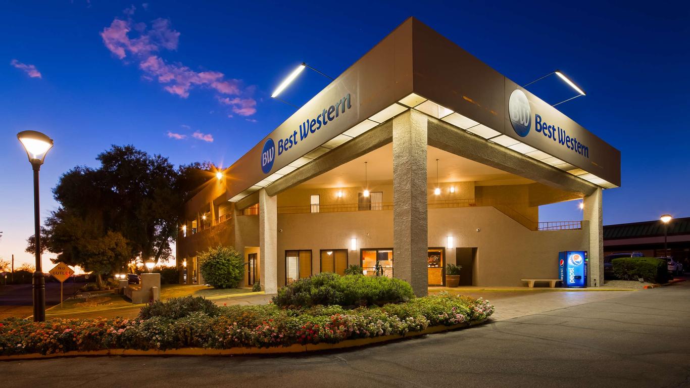 Best Western InnSuites Tucson Foothills Hotel & Suites