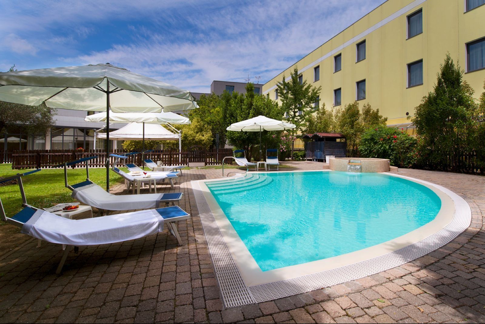 Pool Foto