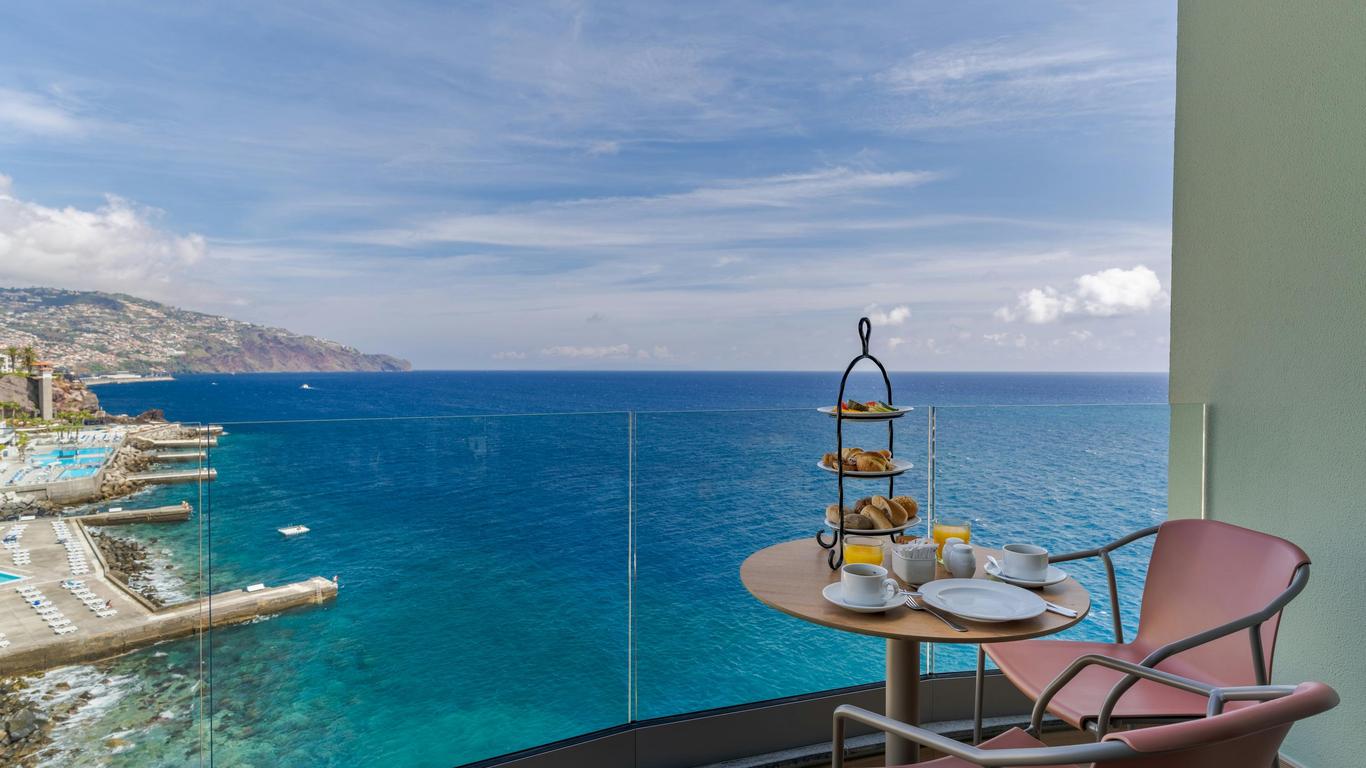 Pestana Palms