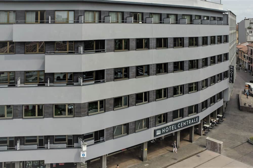 Byggnad