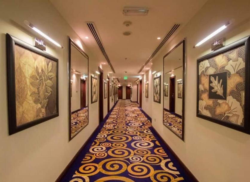 Hall Foto