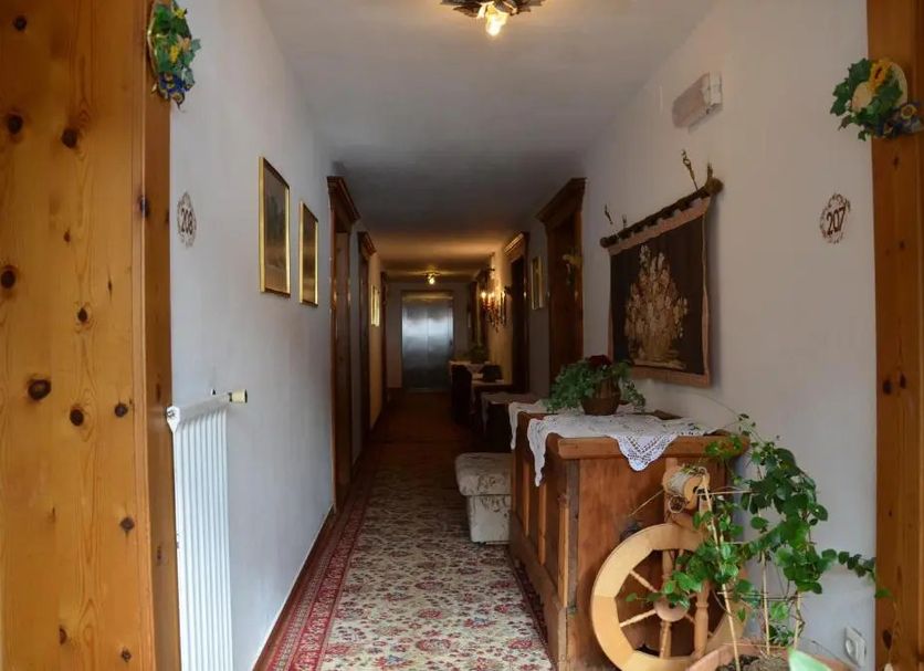 Hall Foto