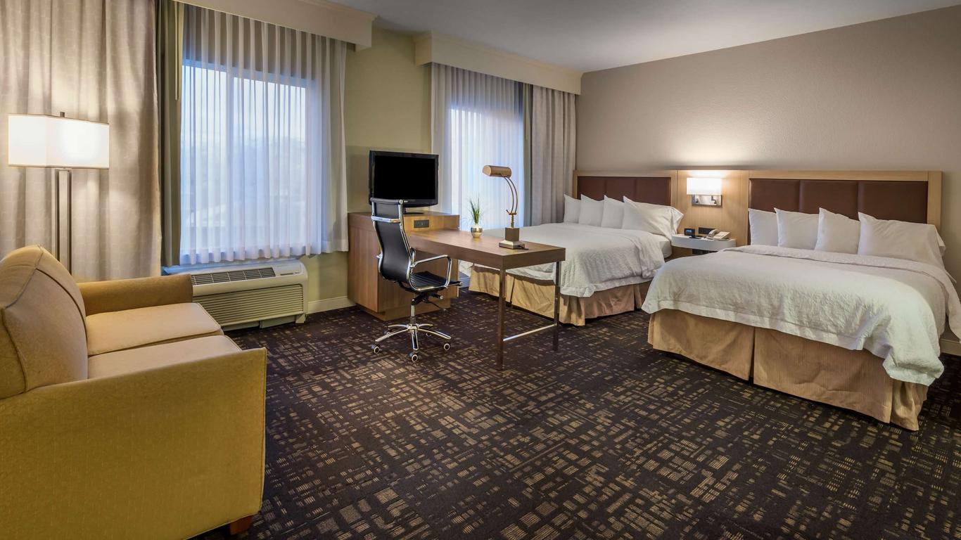 Hampton Inn & Suites Reno