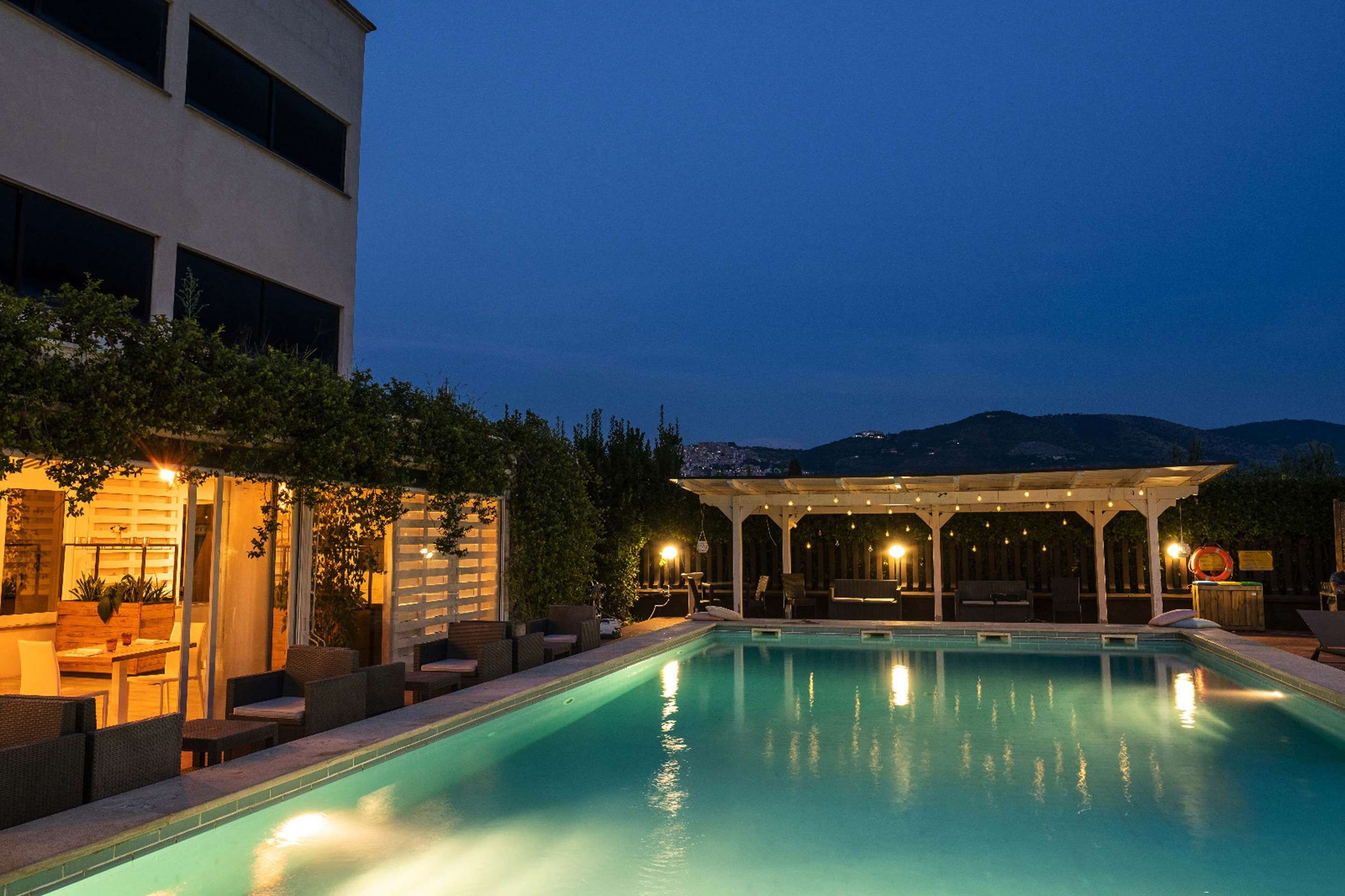 Pool