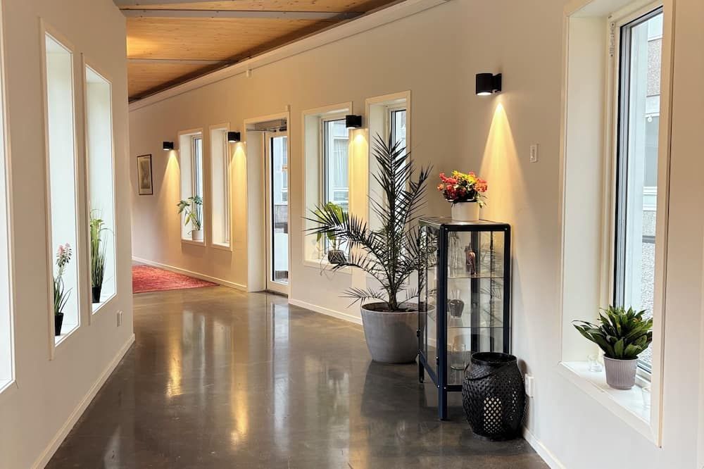 Hall