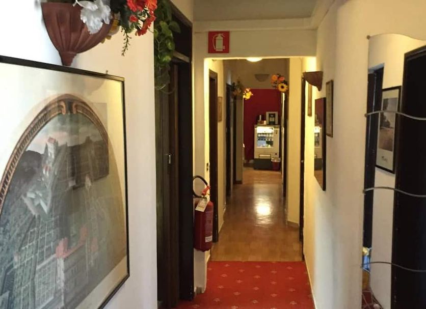Hall Foto