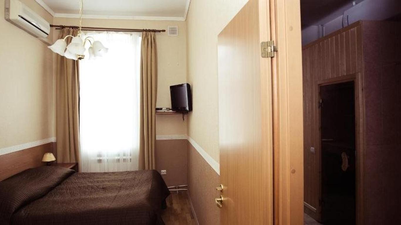 Sampo Hotel