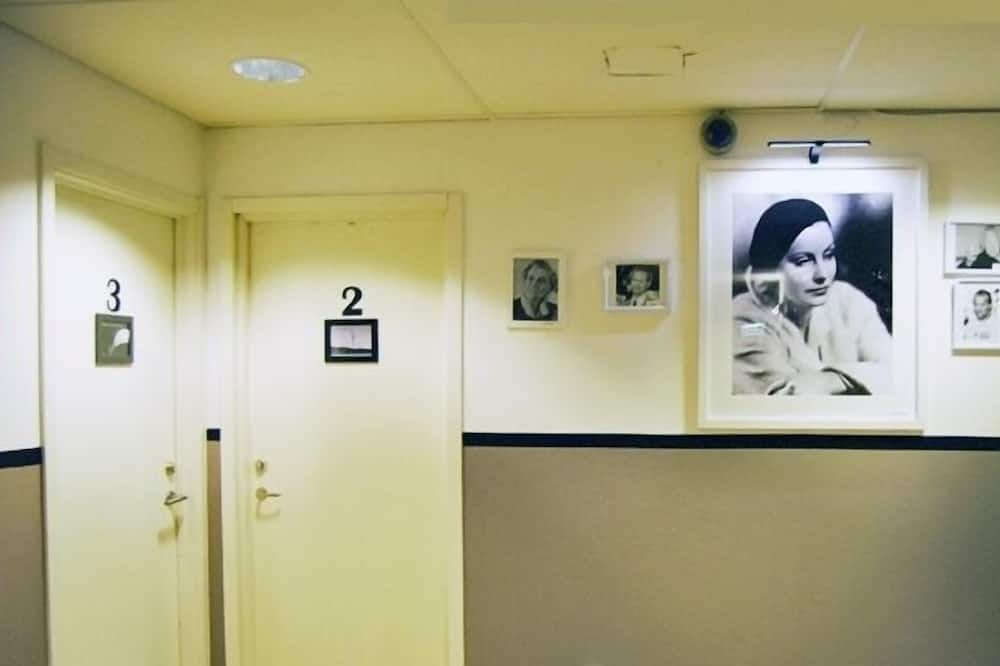 Hall