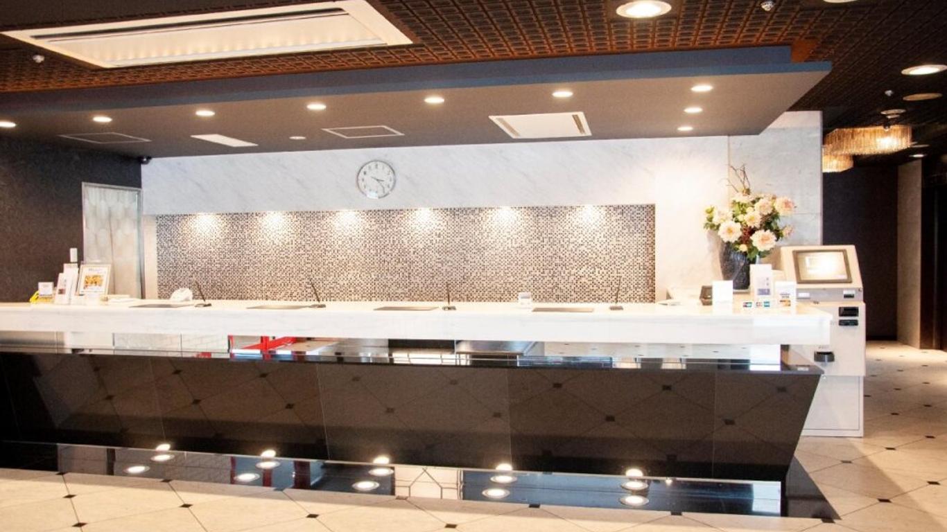 E Hotel Osaka Umeda