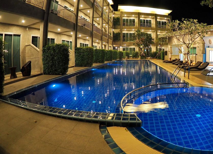 Pool Foto