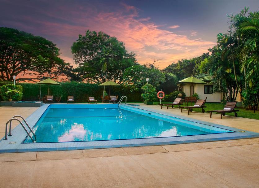 Pool Foto