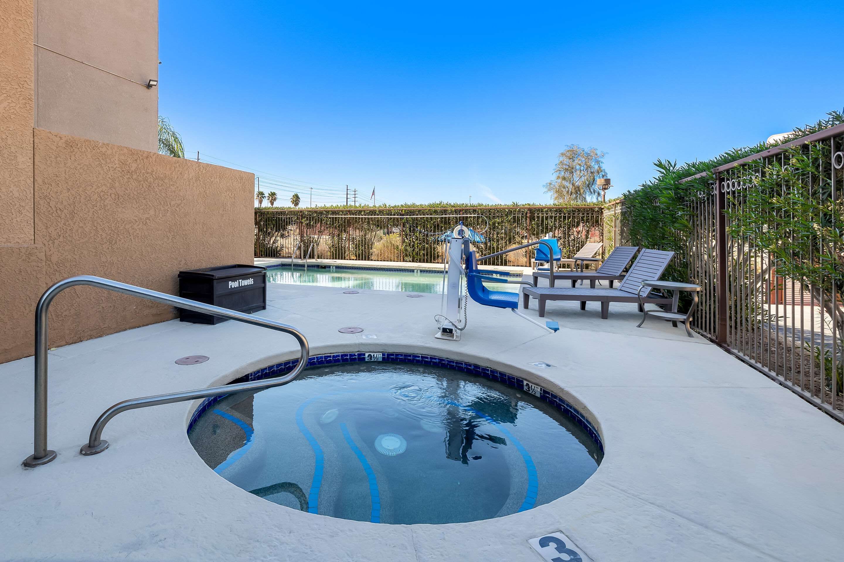 Pool