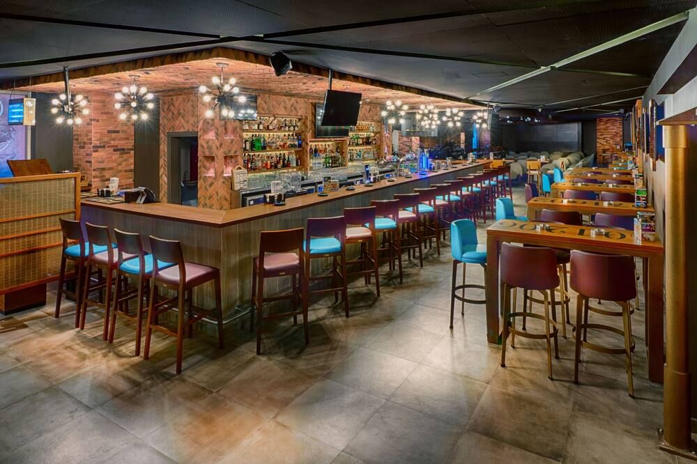 Bar