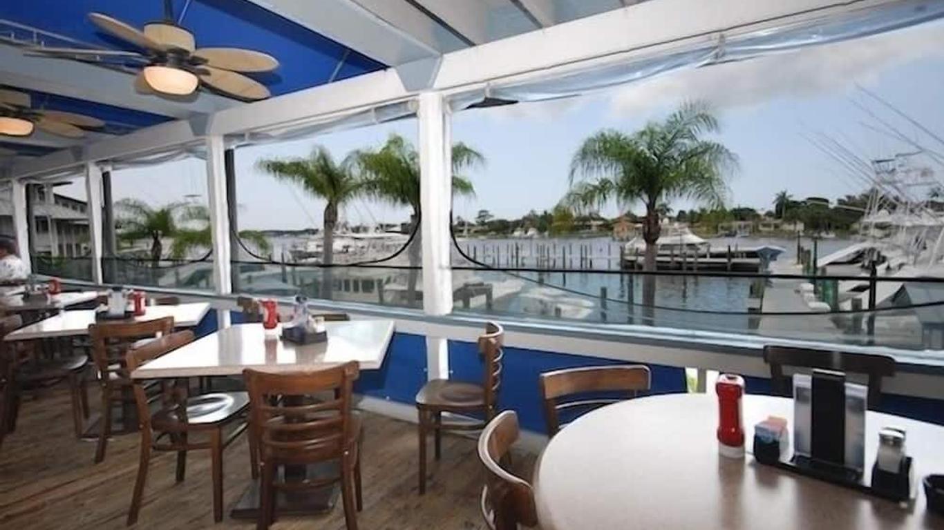 Pirate's Cove Resort & Marina