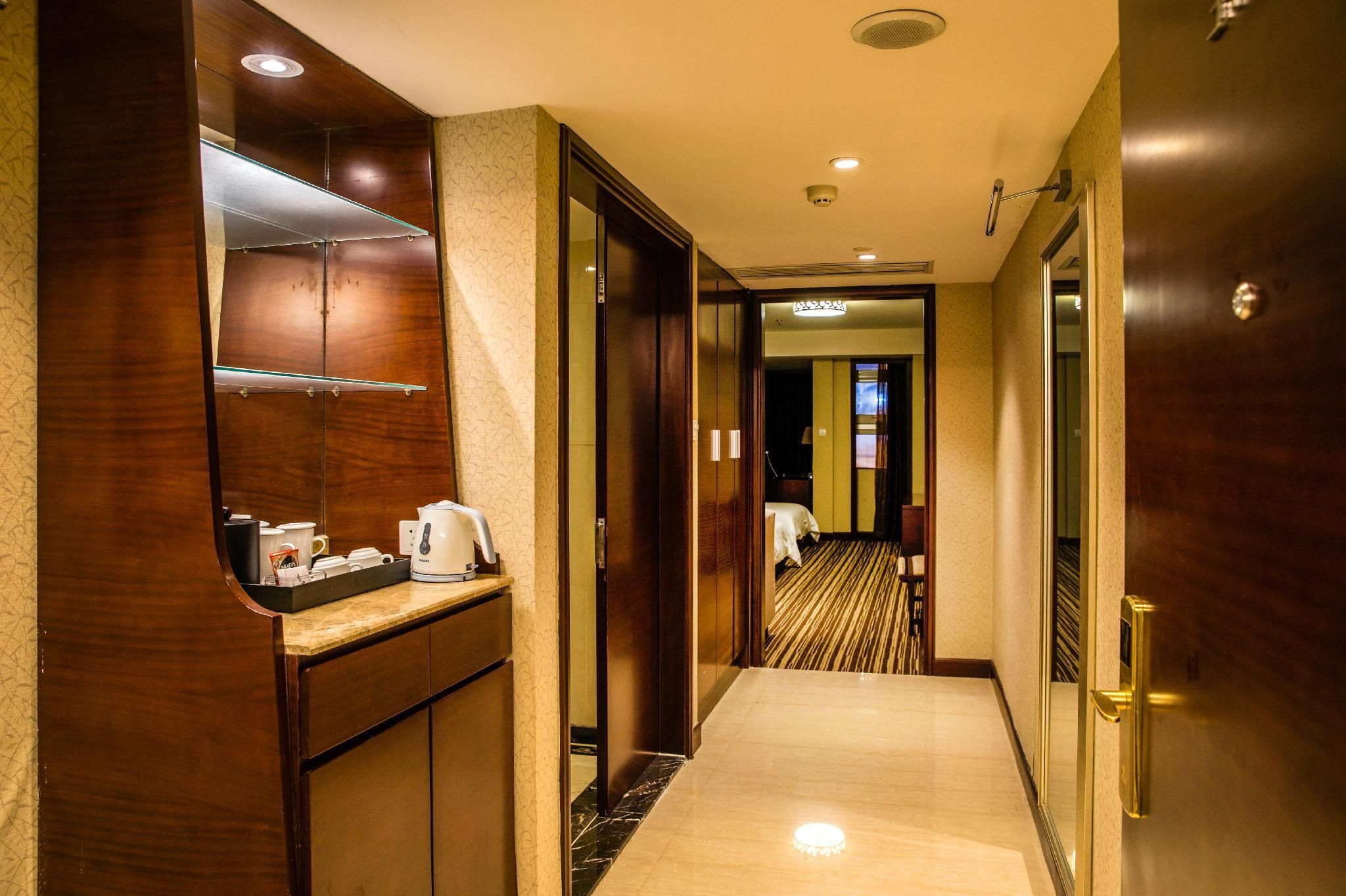 Hall