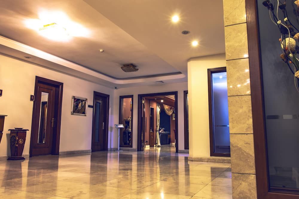 Hall